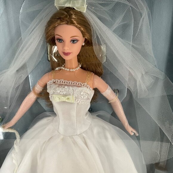 Millennium Wedding Barbie #27674Doll Collector Edition - Picture 2 of 6